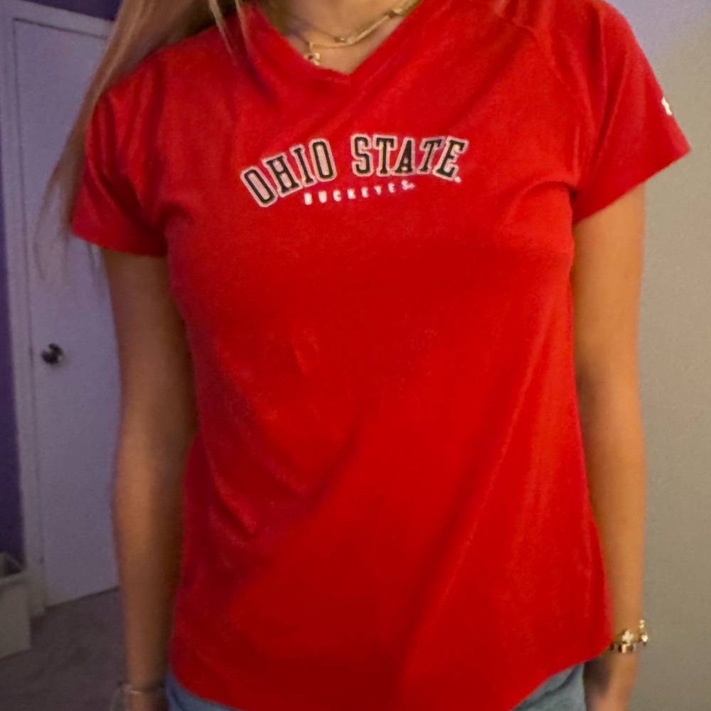 Ohio State Women's Size Small Red V-Neck Top